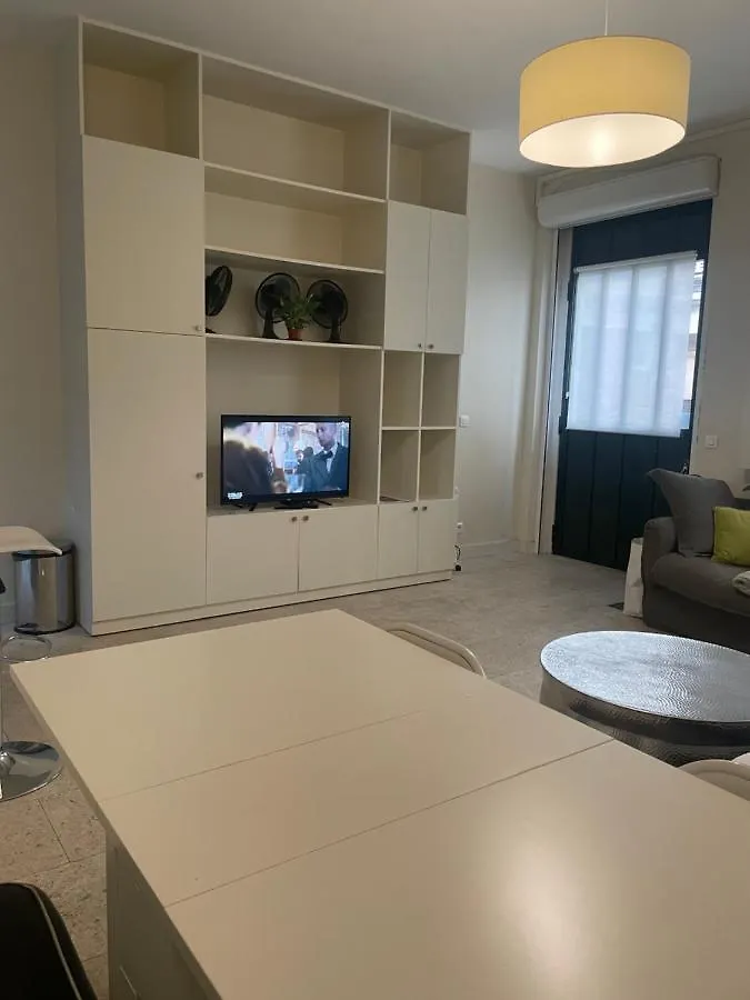 Apartment Chemin Paris